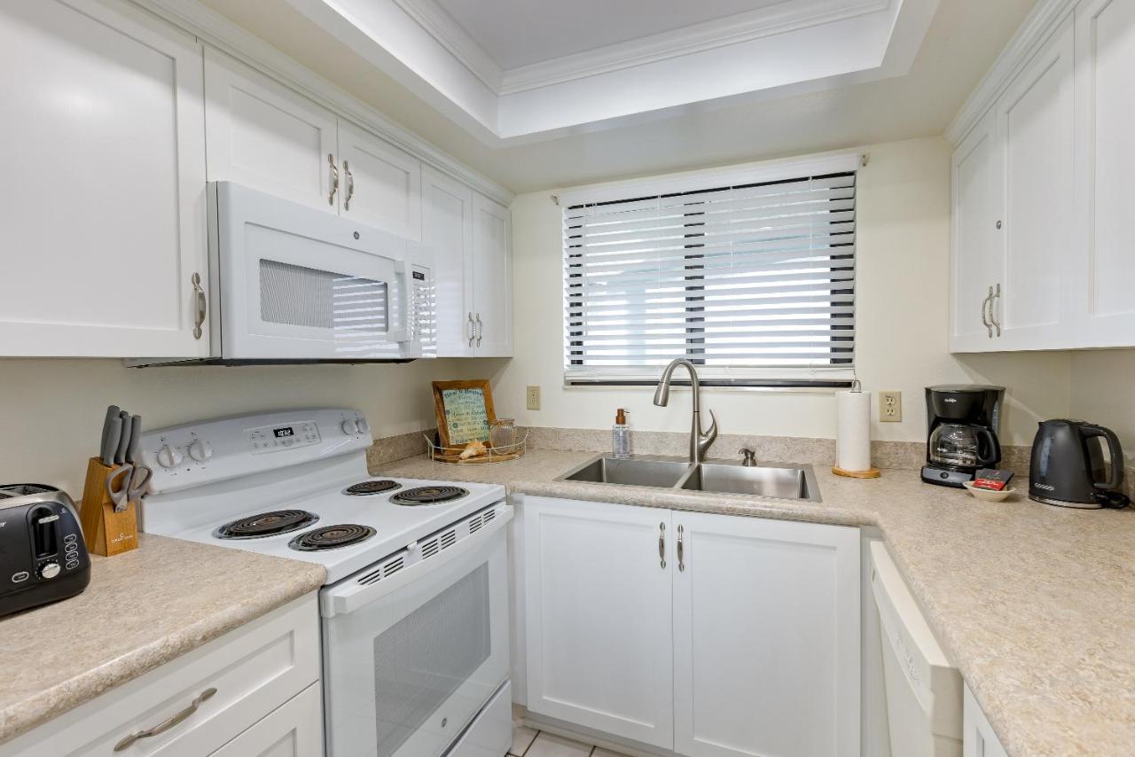 Ocean View With A Beachfront Pool At Ocean Trillium Condo ~ 403 新士麦那海滩 外观 照片